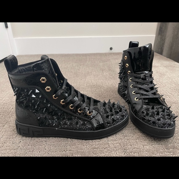 Selling my brand new pair of Aurelio Garcia shoes. - Picture 6 of 7